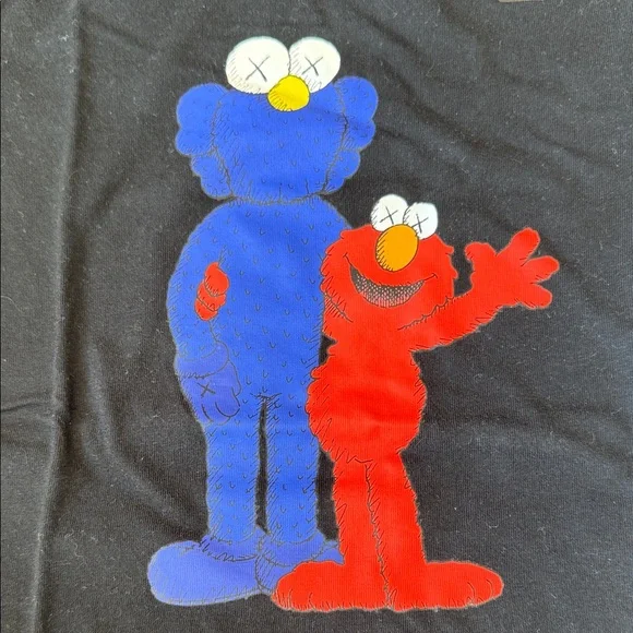Uniqlo x KAWS Kids Sesame Street Character T-Shirts - Black & White NWT lot - Picture 4 of 6